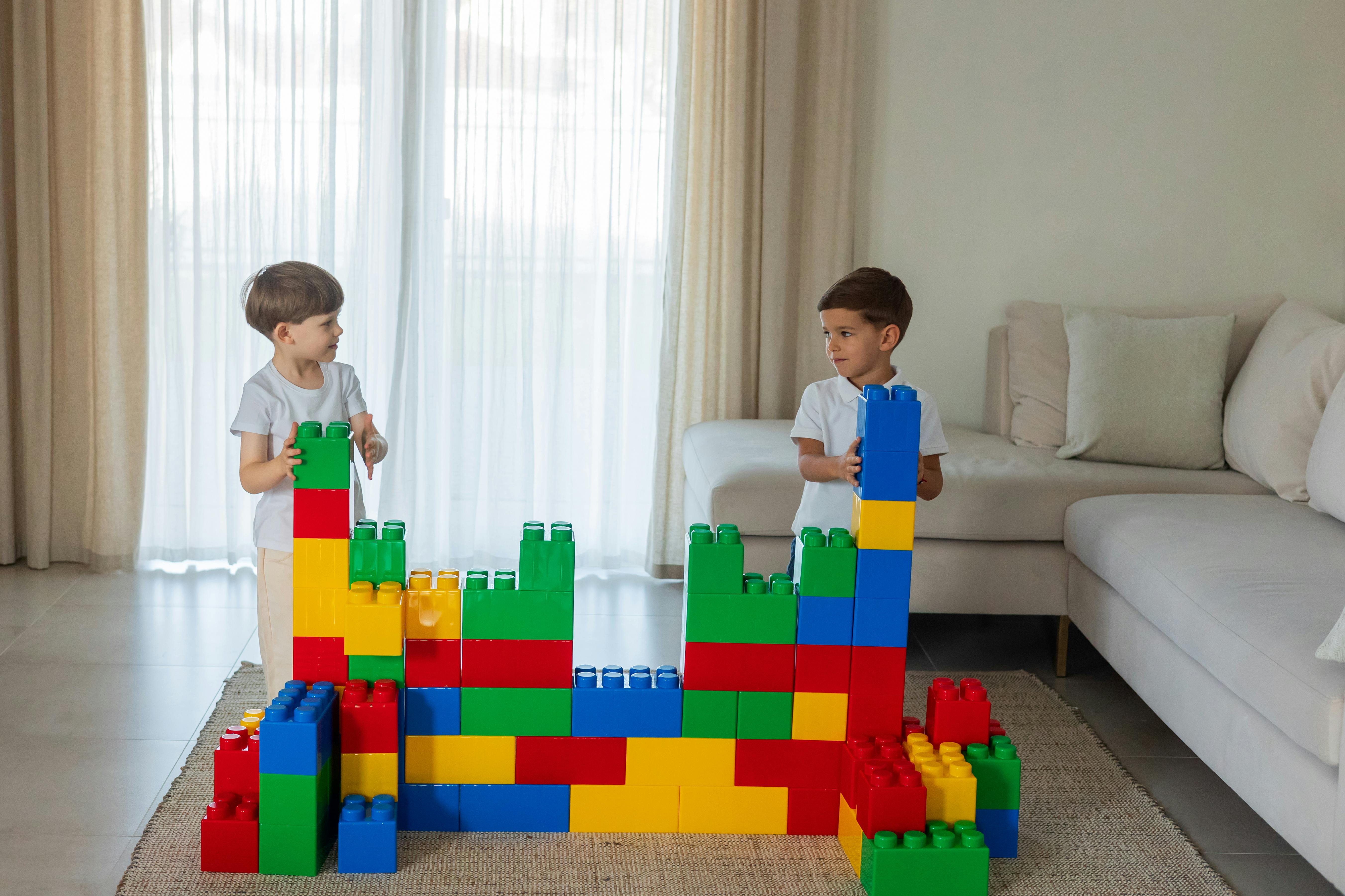 Why Building Toys Boost Brain Power: The Best Toys for Logic and Problem-Solving