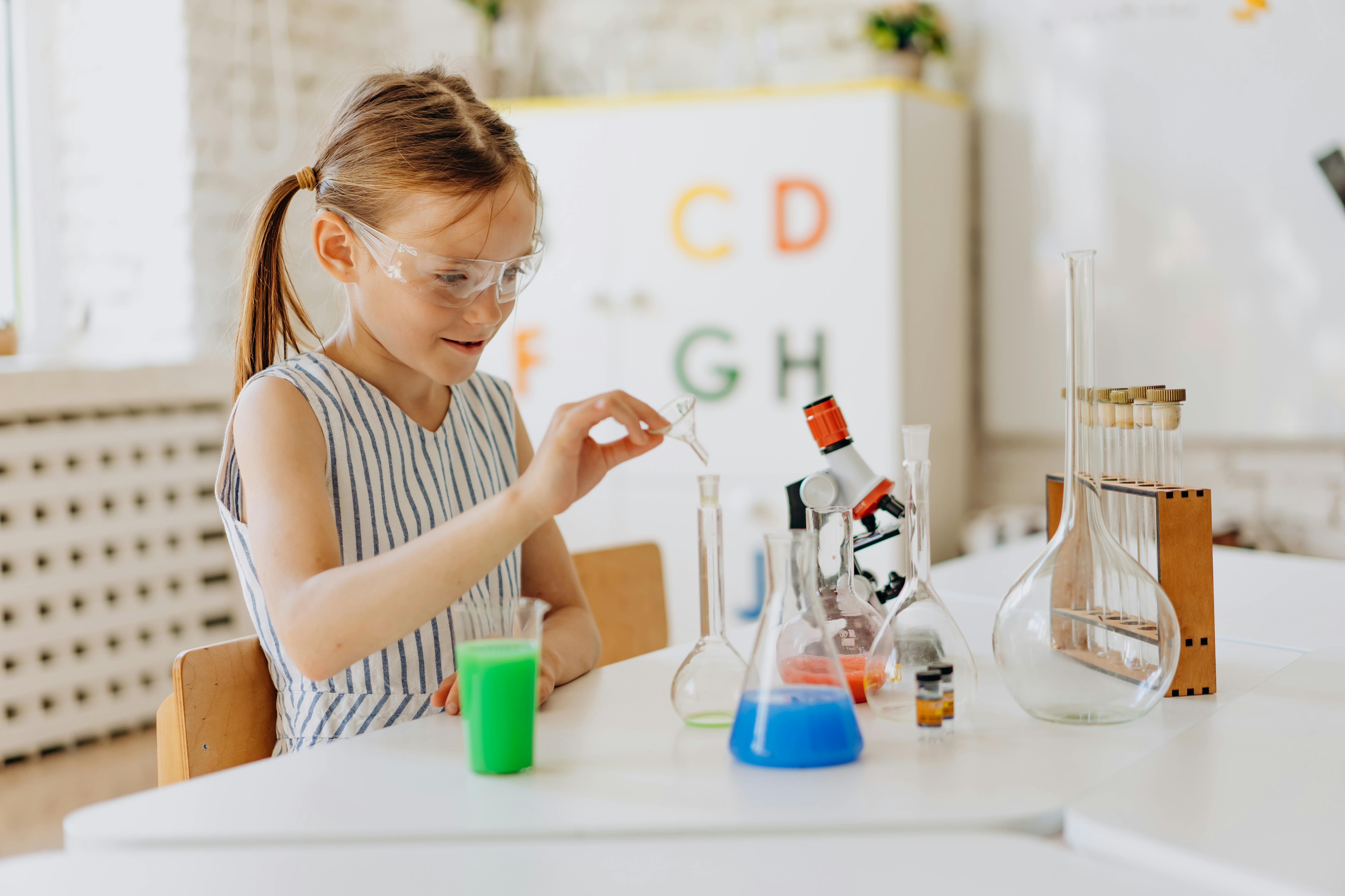 Best Educational Toys by Age: A Complete Guide for Smart Play in 2026